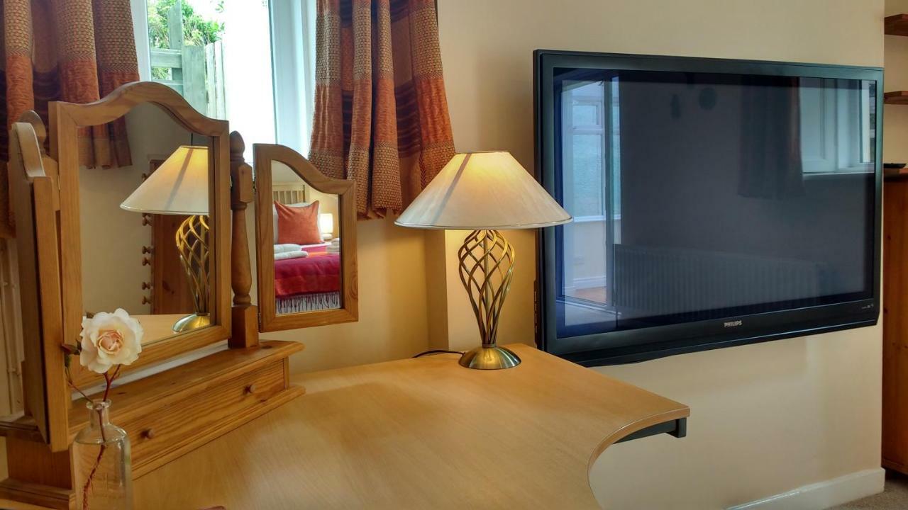Rush View Bed & Breakfast Portrush Exterior photo