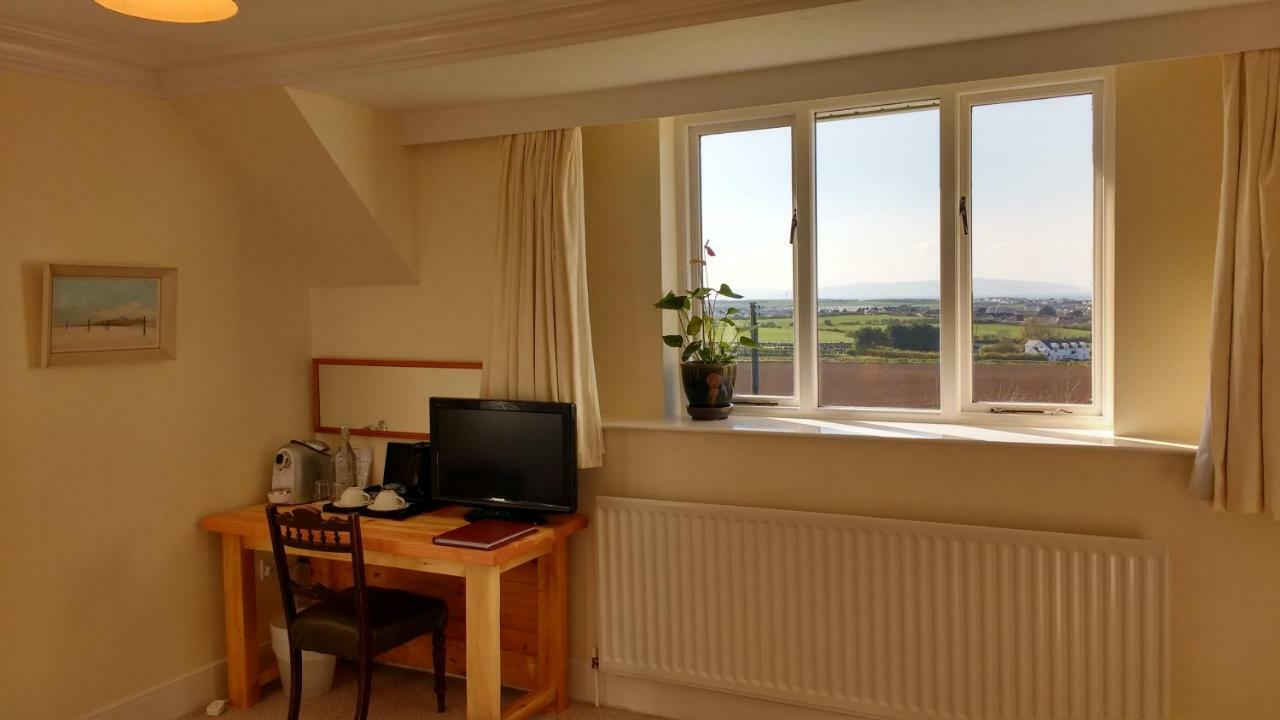 Rush View Bed & Breakfast Portrush Exterior photo